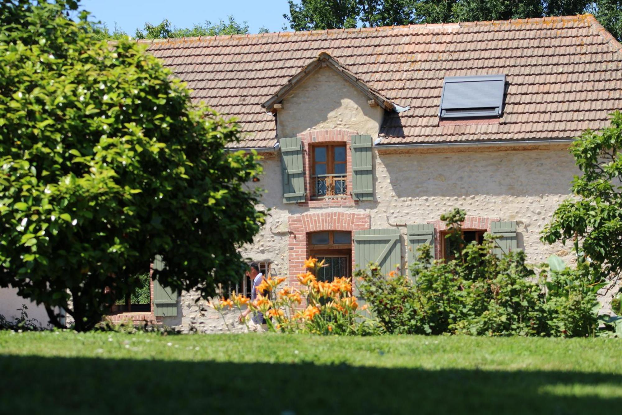 Ecogite Rural La Cle Des Champs Peyrelongue-Abos Quarto foto